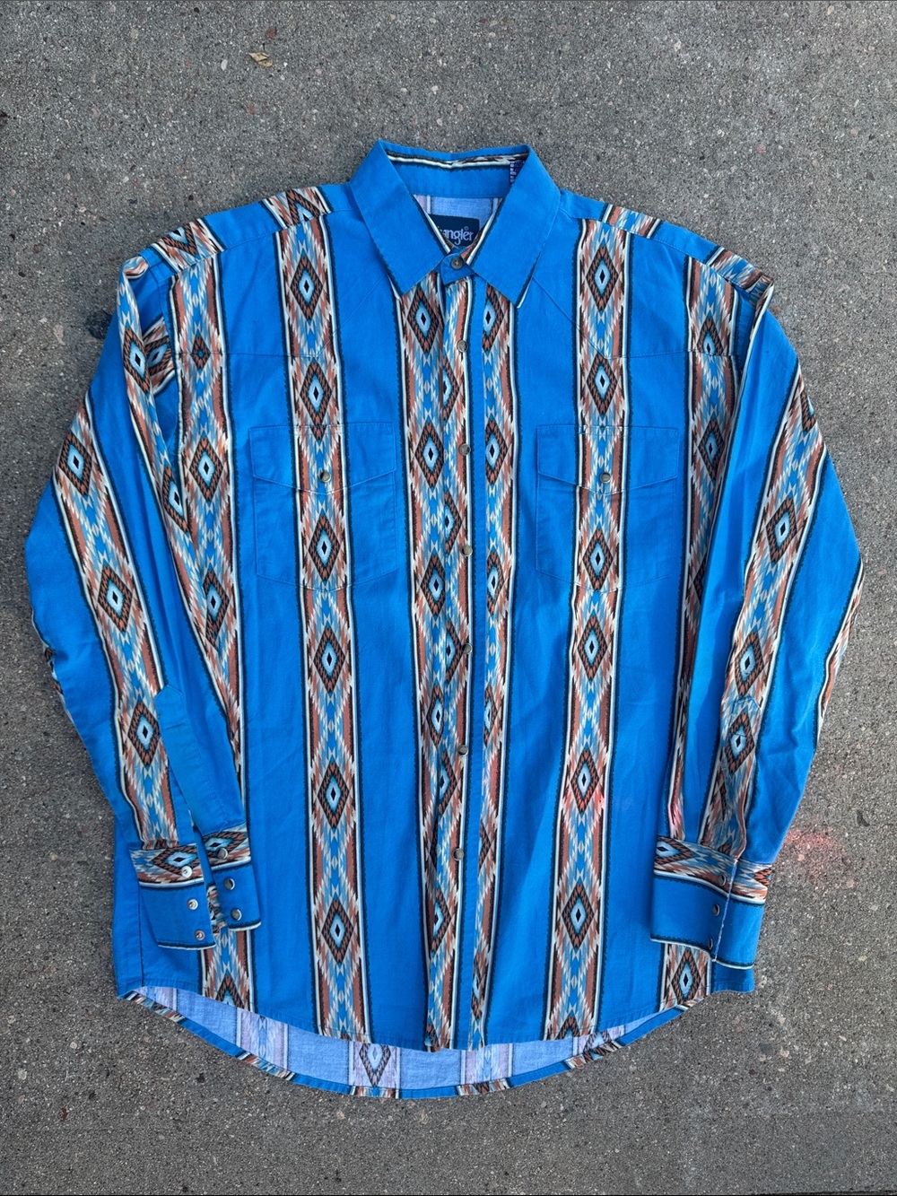 Vintage 90’s Wrangler Bright Blue Aztec Stripe Button-Down Shirt L